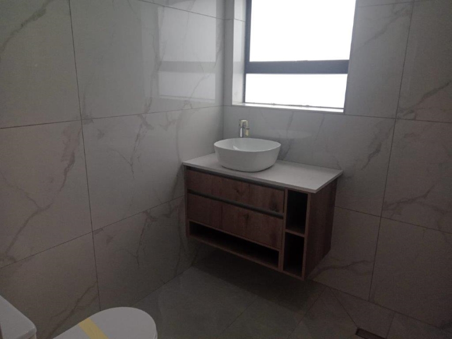 4 Bedroom Property for Sale in Wavecrest Eastern Cape